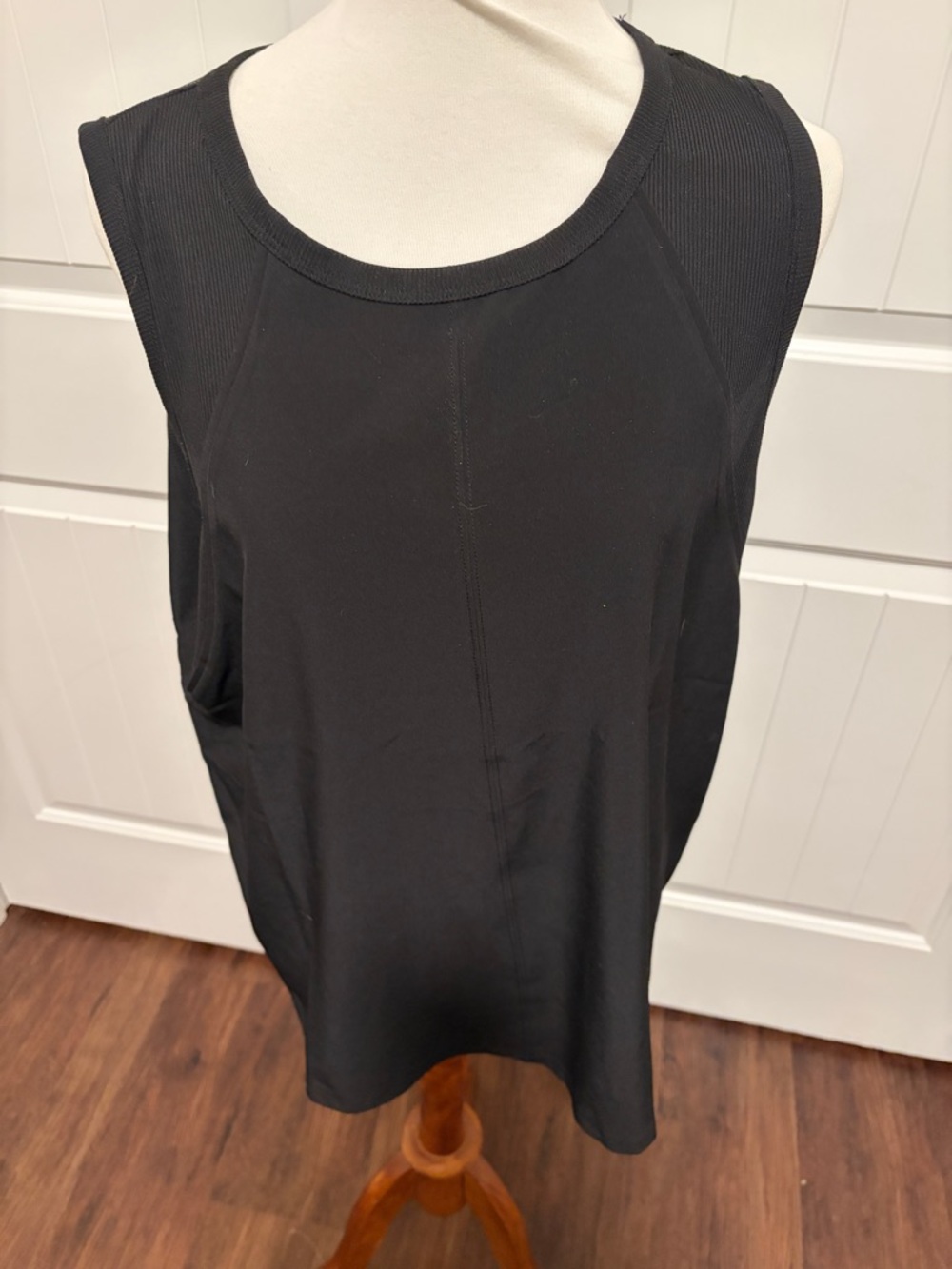Maurices Black Sleeveless Scoop Neck Tank
